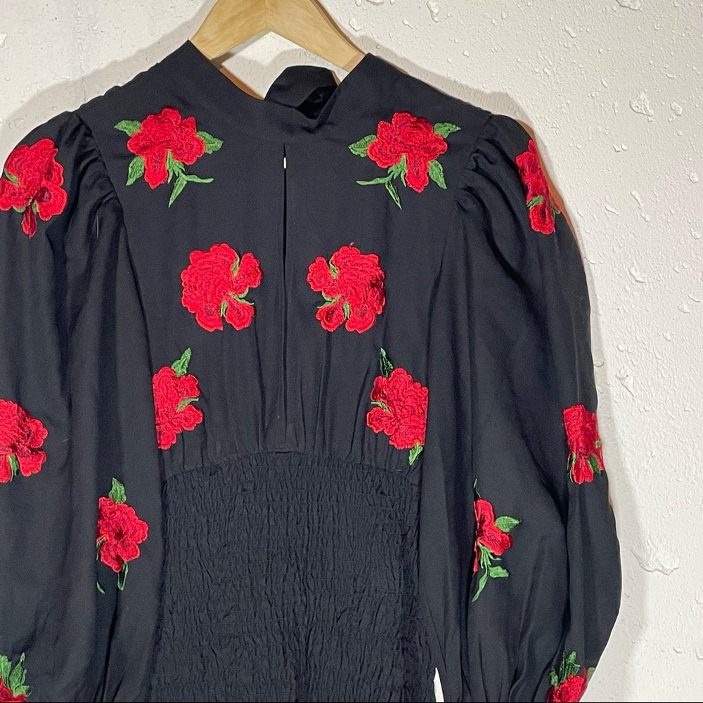 CISOS Design black embroidered dress